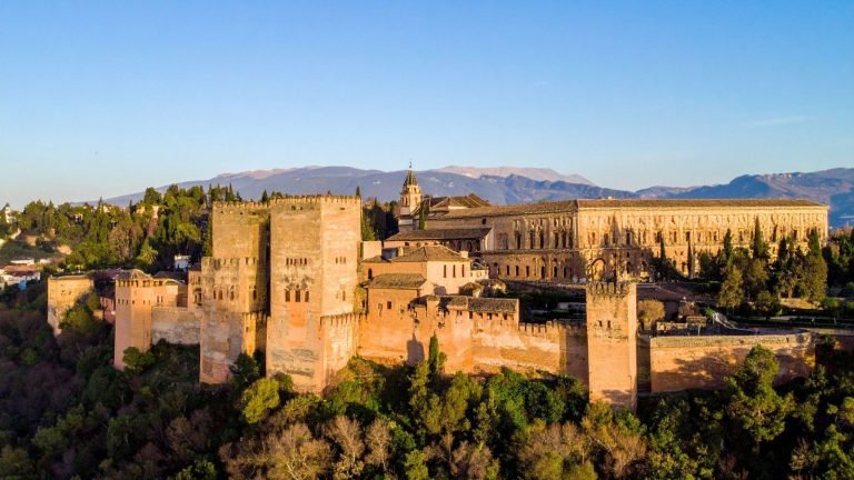 Alhambra Palace Night Tour Attendance and Revenue: A Data-Driven Perspective